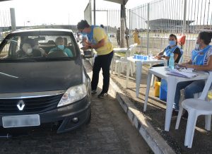 VACINACAO_RONALDAO_FOTO_KLEIDE_TEIXEIRA_14-300x218