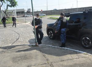 VACINA_RONALDAO_ABELHAS_FOTO_KLEIDE_TEIXEIRA_-5-300x218