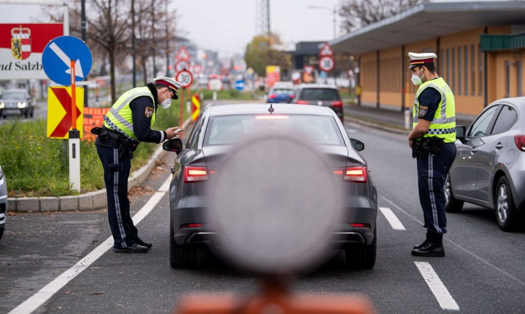 2021-11-22t105453z_1142617672_rc2mzq9eud5e_rtrmadp_3_health-coronavirus-austria