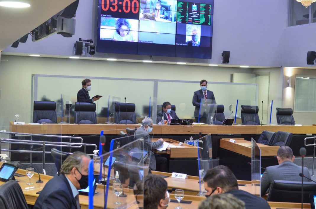 65869593-dbcb-df6a-41a6-820981aa68e8