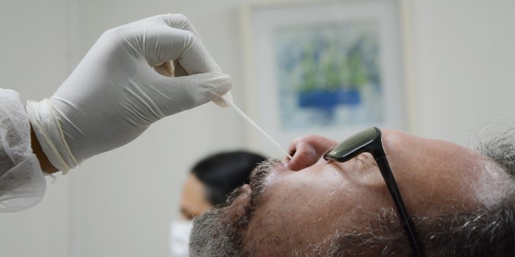 08.02.22_Testes_Covid_camara_ft_julianasantos-94-750x375