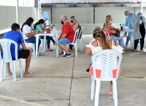 testagem_covid_foto_dayseeuzebio-8-300x218