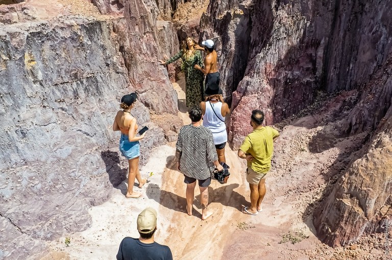 658942b5-c400-4b5d-84ee-34fd3e8b9a51