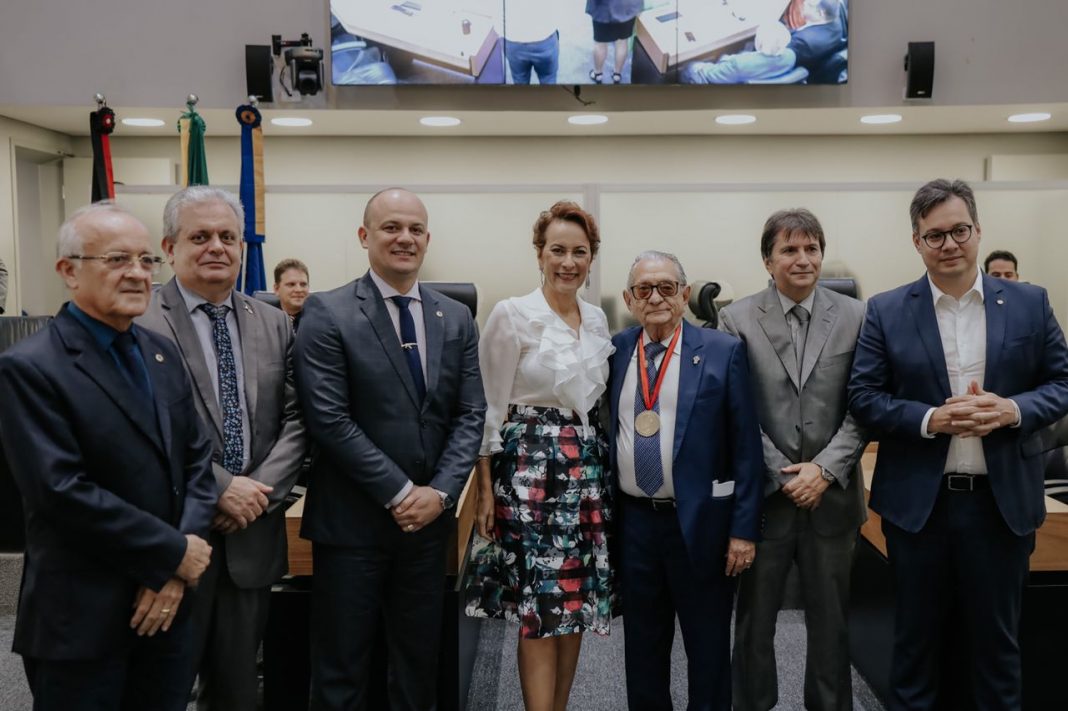 332c455e-e659-19dc-1390-cd2615b9b728