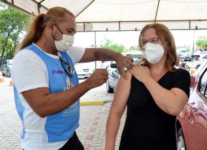 SMS_AVALIACAO_VACINACAO_FOTOS_KLEIDE_TEIXEIRA_01-300x218