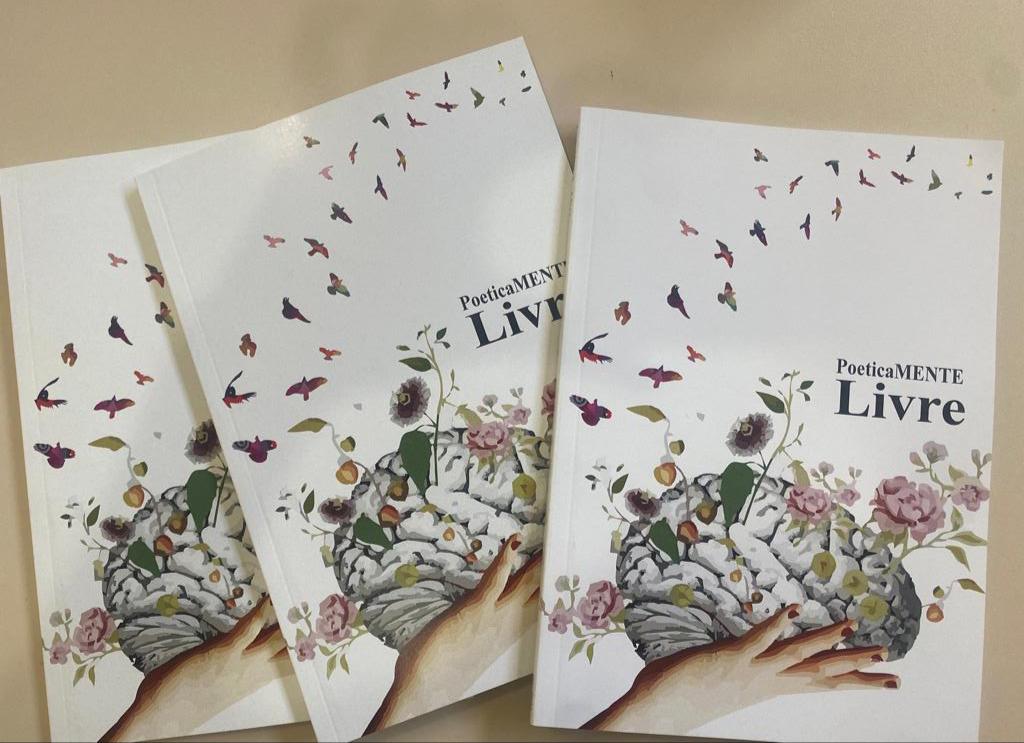 Livro-PoeticaMENTE-Livre