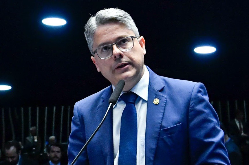 senador-alessandro-vieira