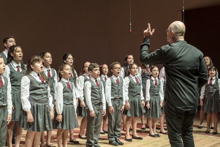 ab76b87f-7745-4b40-a169-d3dd46d6f348