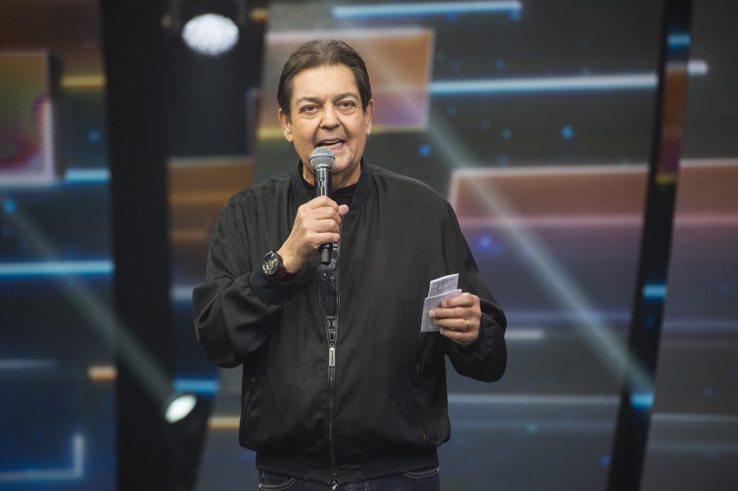 Apresentador-Fausto-Silva-no-Faustão-na-Band