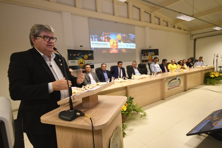 3053f43f-3df5-441f-a2db-b36da6e5d1a2