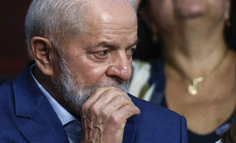 Presidente-Lula-durante-evento-no-Rio-e1712327374435-768x465