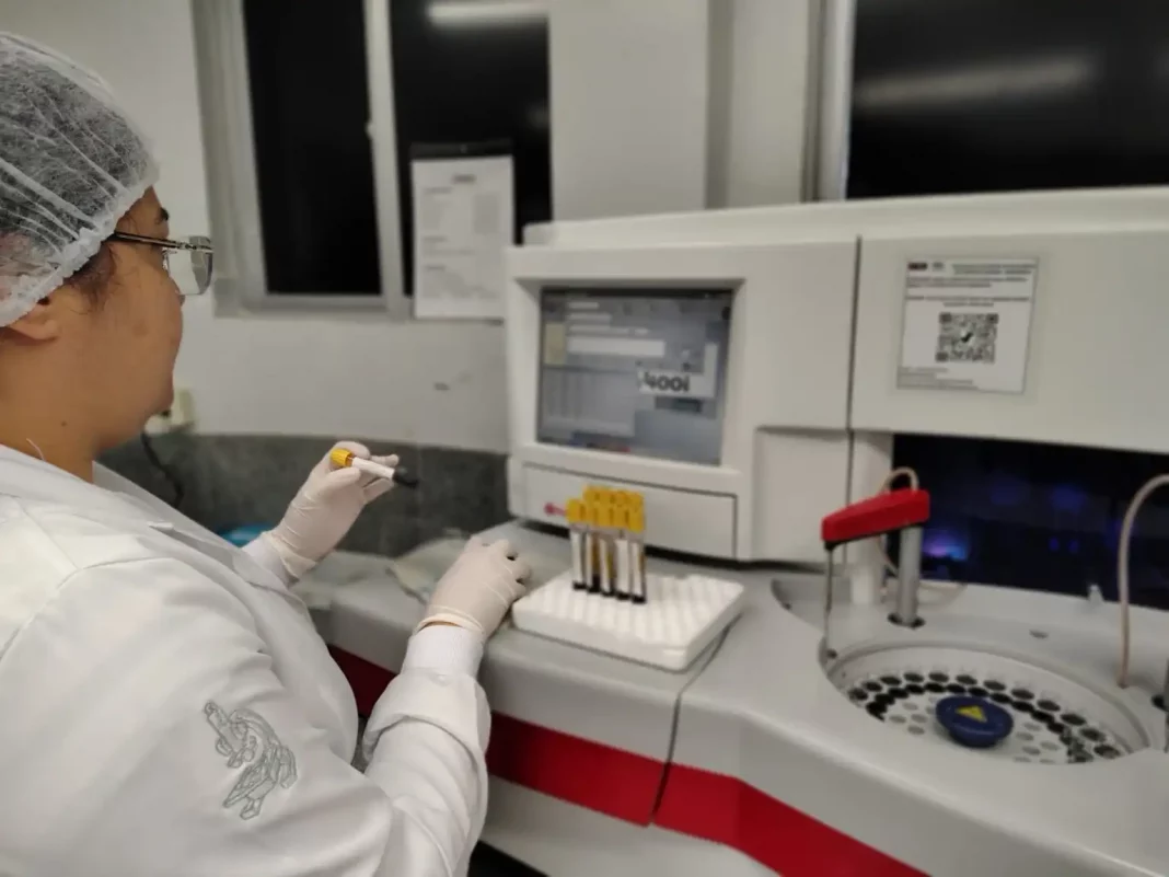 Laboratorio-de-analises-do-HMSI-1