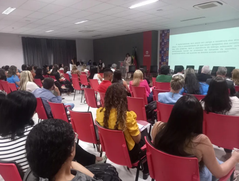Saude_Congresso-doencas-raras
