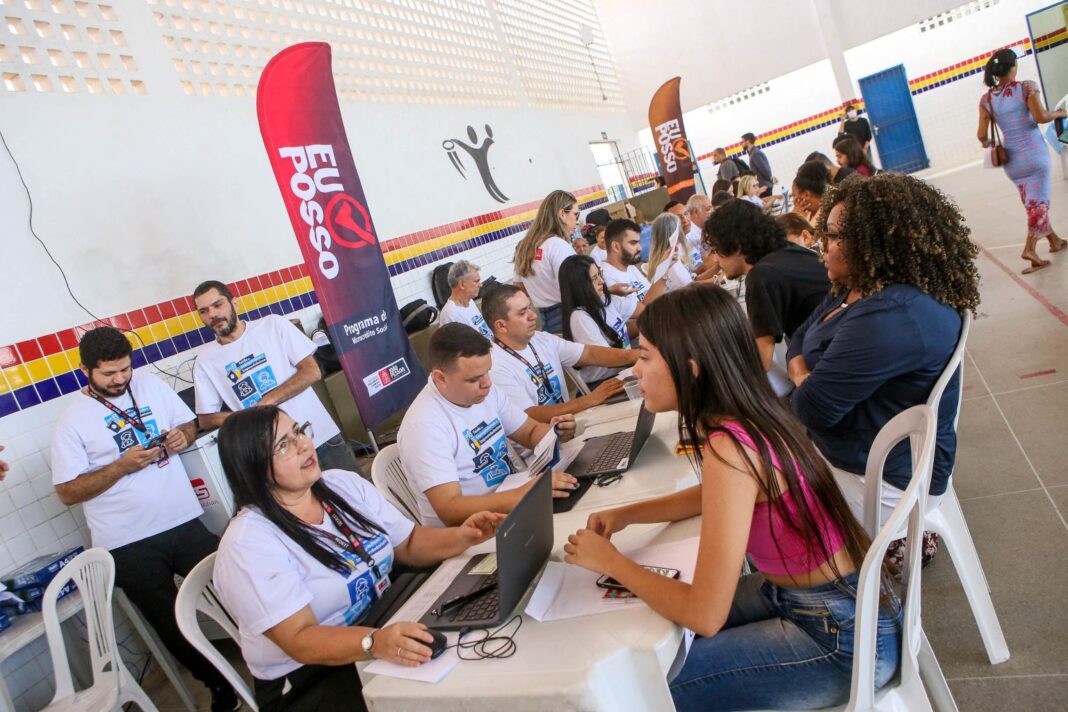 SEDEST_Feirao_da_Empregabilidade_Grotao_Foto_Kleide_Teixeira_-06-1-1536x1024