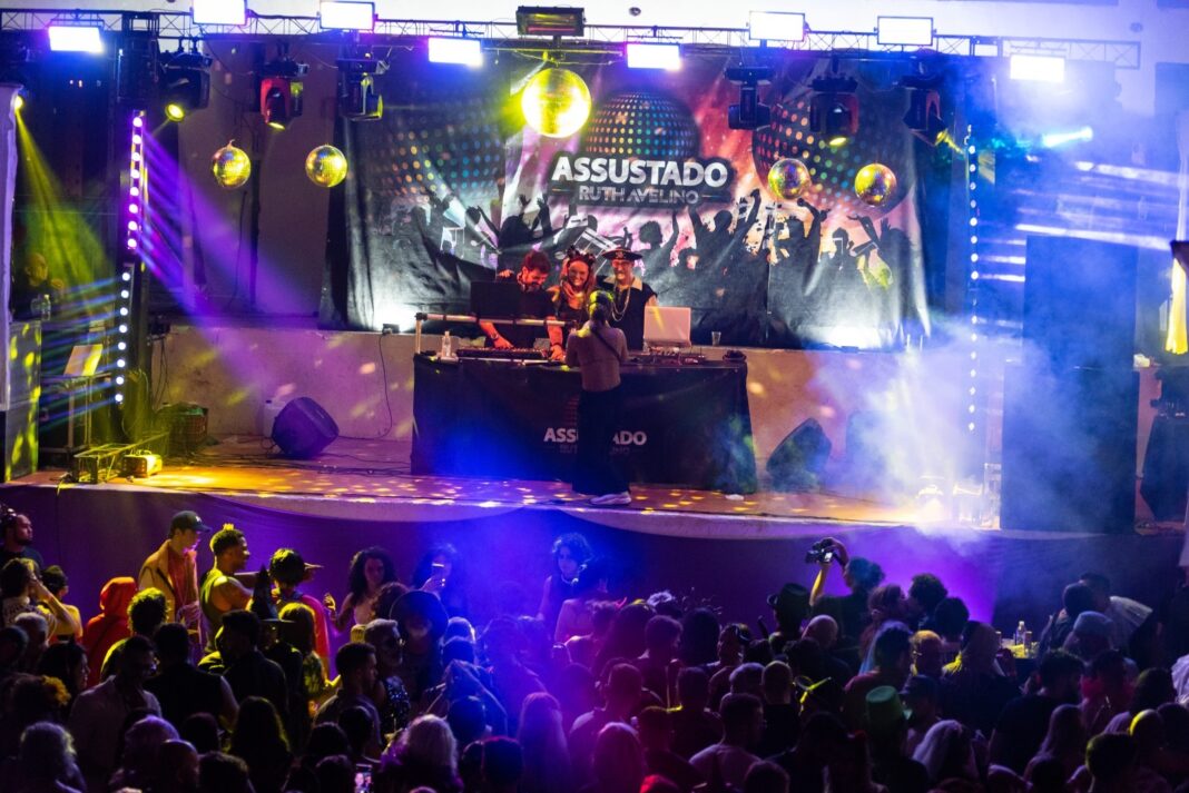 c144c03b-e8d6-4362-adc2-635f80cf22df