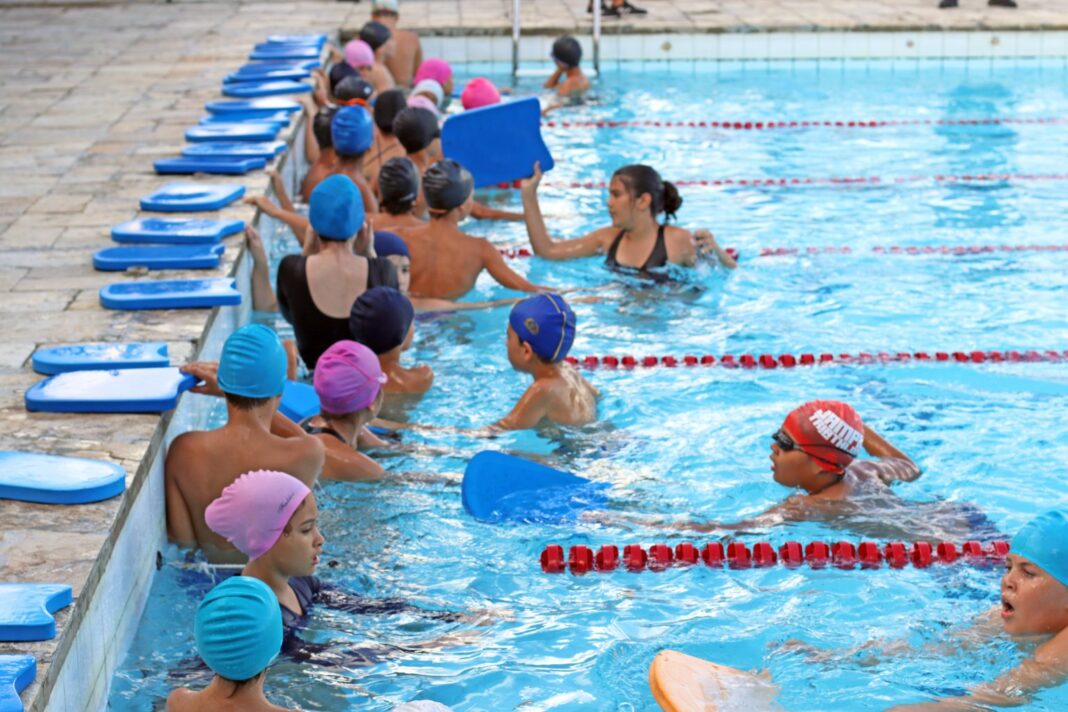 Campeoes_do_Amanha_natacao_Foto_Quel_Valentim_-21-1536x1024