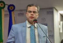 Deputado vê apoio de Bruno a Efraim como resposta política em CG: “Se dependesse de Cícero, quem seria prefeito era Jhony”