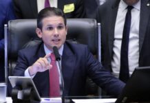 Hugo Motta espera derrubada do veto de Lula ao PL da Dosimetria